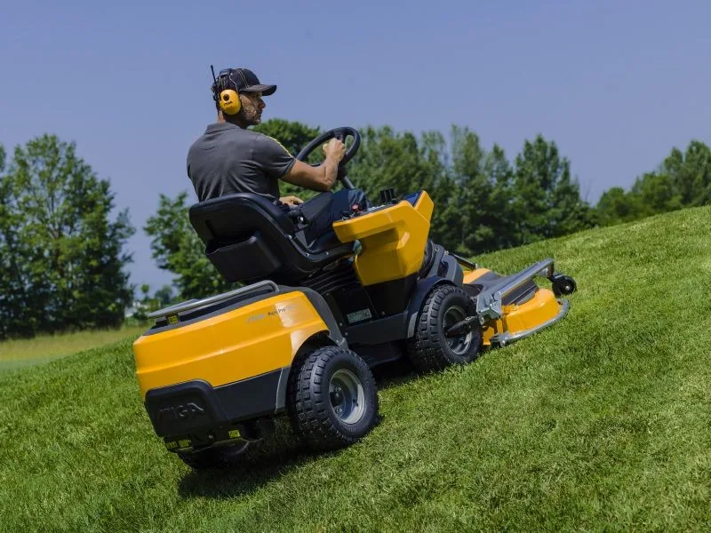 Tracteur tondeuse Stiga Park Pro 740 IOX